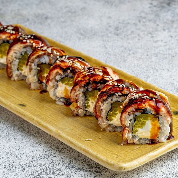 Roll_s_ugrem_i_syrom.jpg